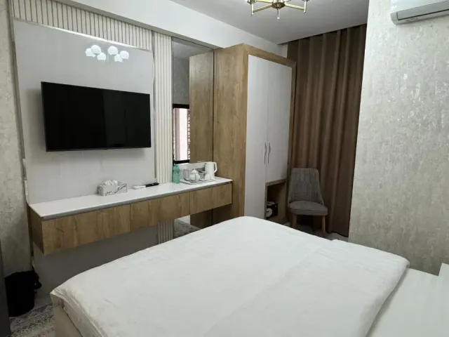 Aram Baland Hotel 第 2 张照片（共 10 张）